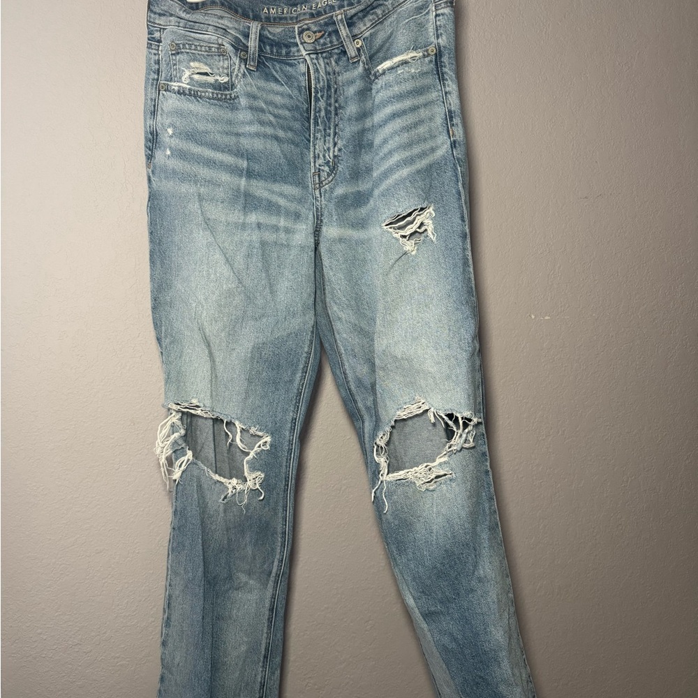 American Eagle Light Wash Jeans